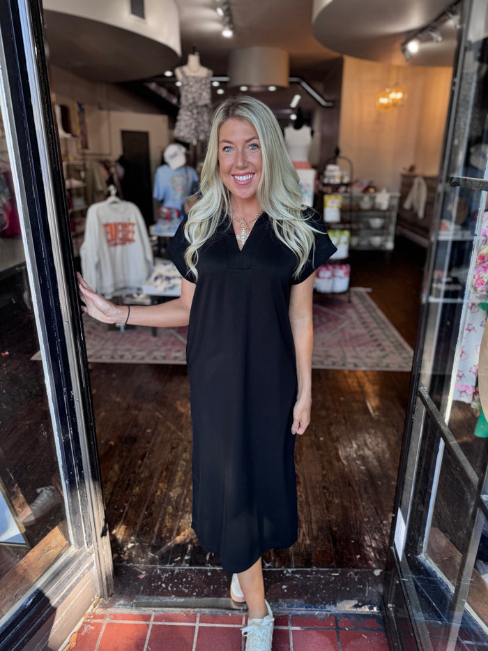 KELSI BLACK MAXI