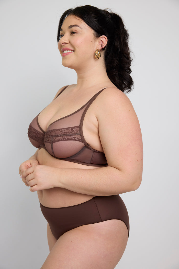 LES INVISIBLES
