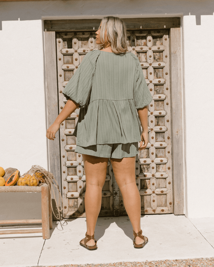 Matilda Shorts | Green Crepe