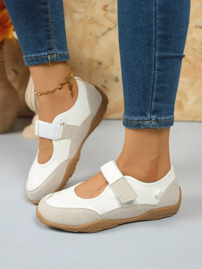 White / 35