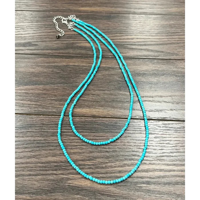 30" Syntheic Turquoise Necklace - Greige Goods