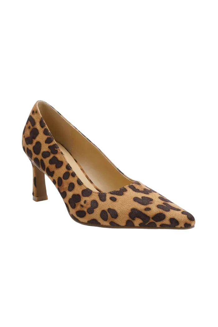 Beast Fashion Faux Suede Leopard Point Toe Pumps