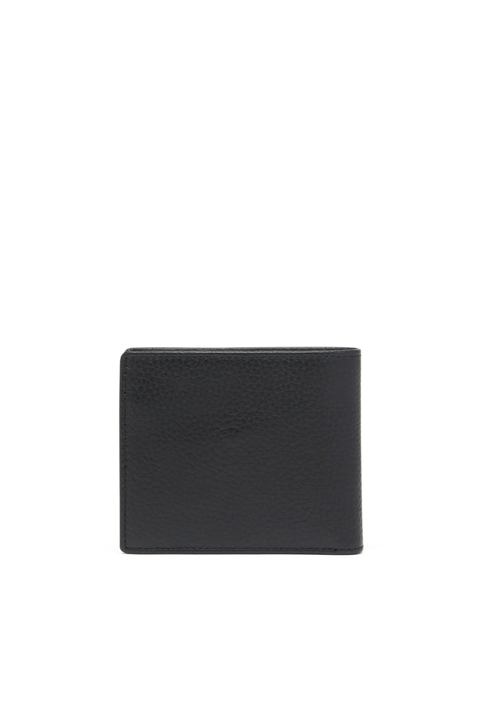 Bi-fold wallet in grainy leather