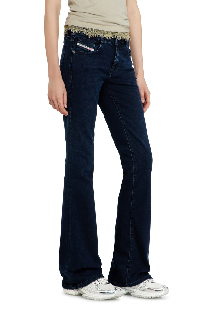 Bootcut Jeans Low Waist 1969 D-Ebbey