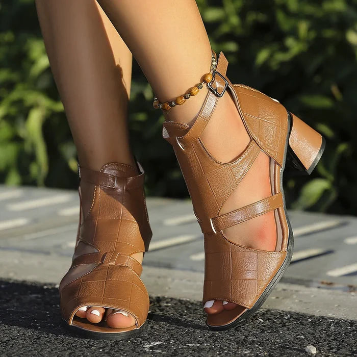 Light Brown / 35