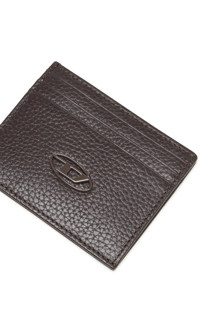 Card case in grained leather