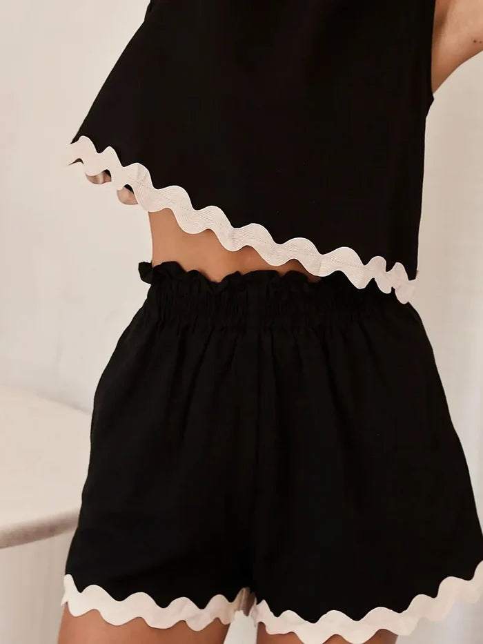 Contrast Trim Round Neck Tank and Shots Set