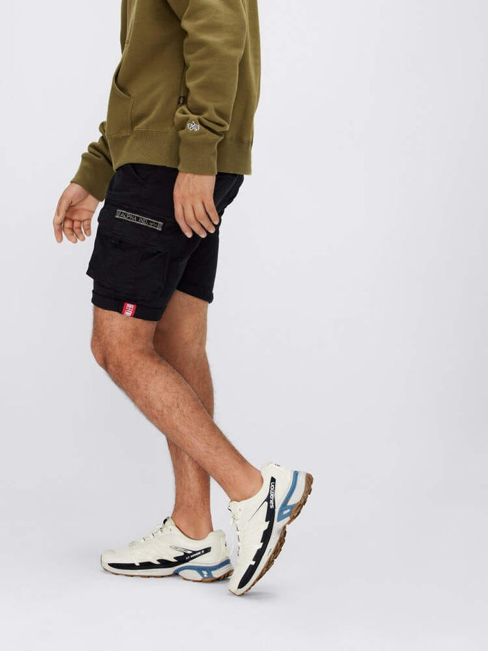 Alpha Industries Crew Short Gen I Black Lightweight Cotton Cargo Shorts with Spacious Pockets.