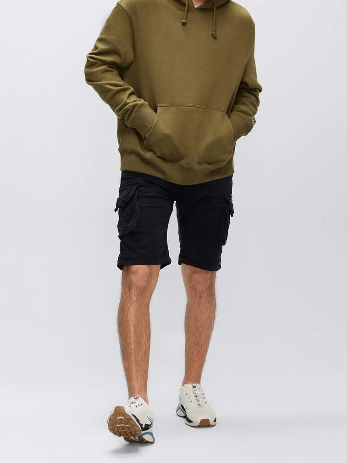 BLACK / 30