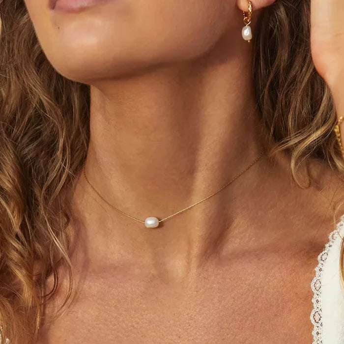 Delphine Pearl necklace - Greige Goods