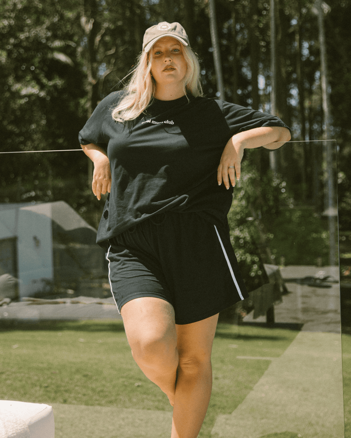 Essential Shorts | Black & White