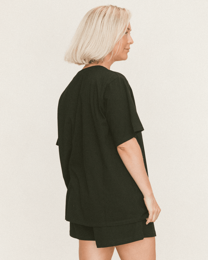 Essential Shorts | Black