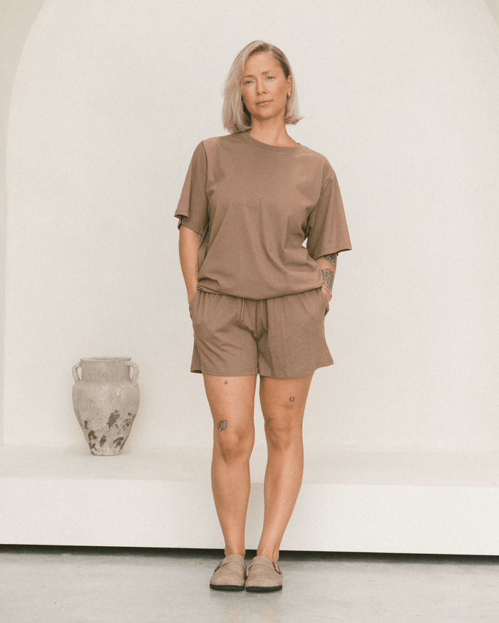 Essential Shorts | Brown