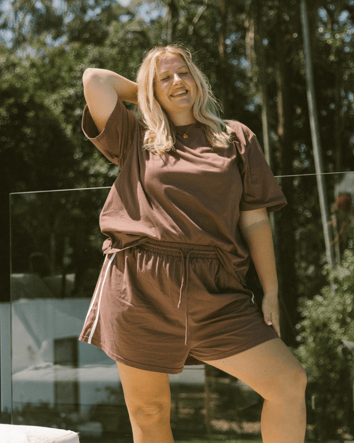 Essential Shorts | Brown/White