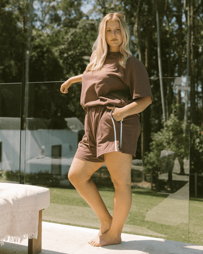 Essential Shorts | Brown/White