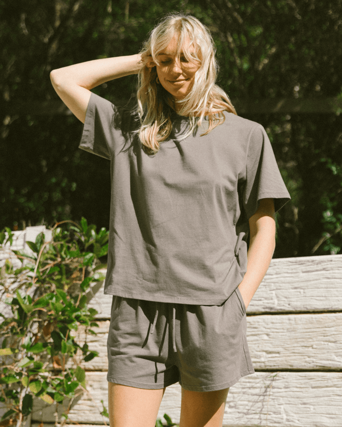 Essential Shorts | Charcoal