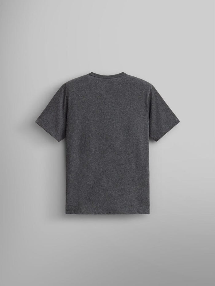 Alpha Industries Essential Tee, cotton shirt in dark gray.