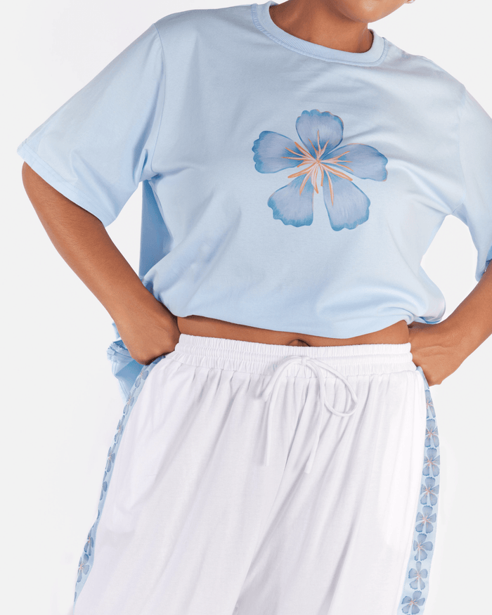 Essentials Tee | Daydream