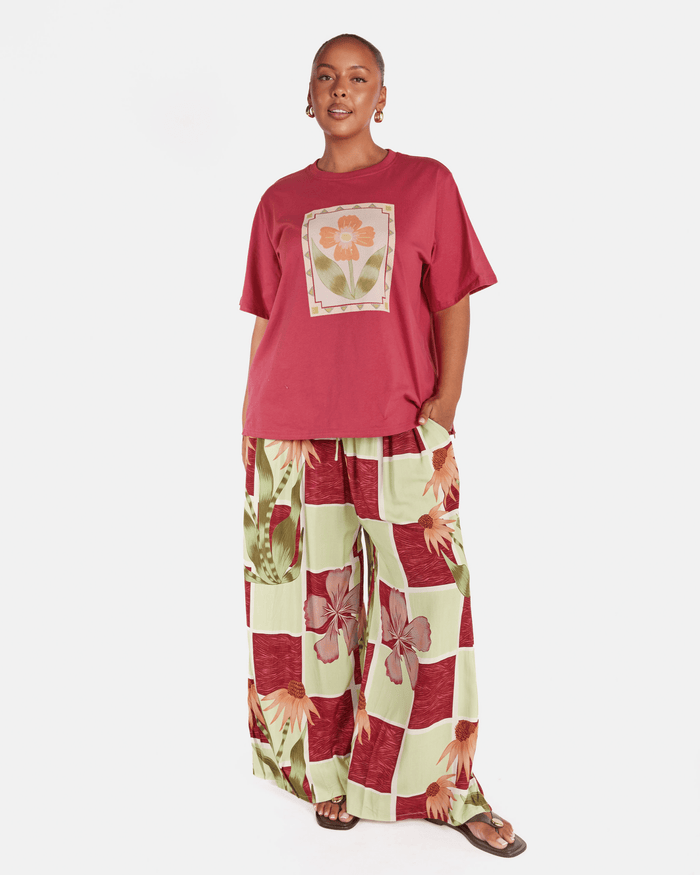 Essentials Tee | Sunflare