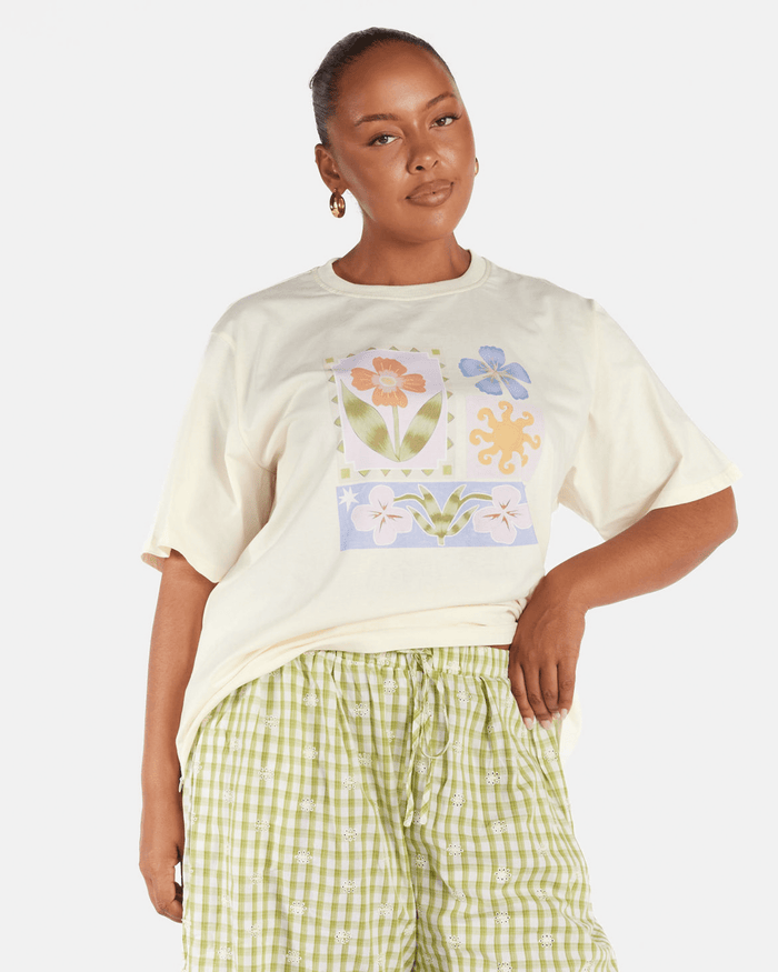 Essentials Tee | Sunset Meadow