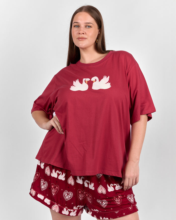 Essentials Tee | Swans