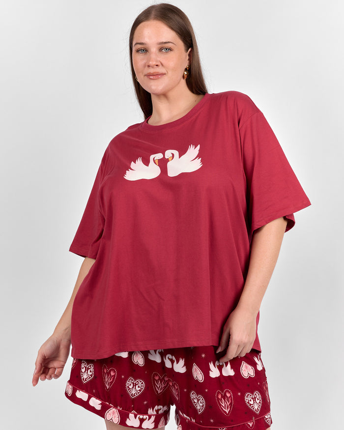Essentials Tee | Swans