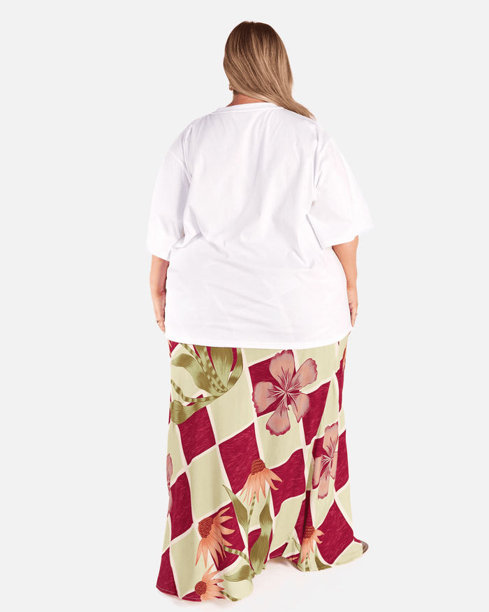 Essentials Tee | Vistafleur