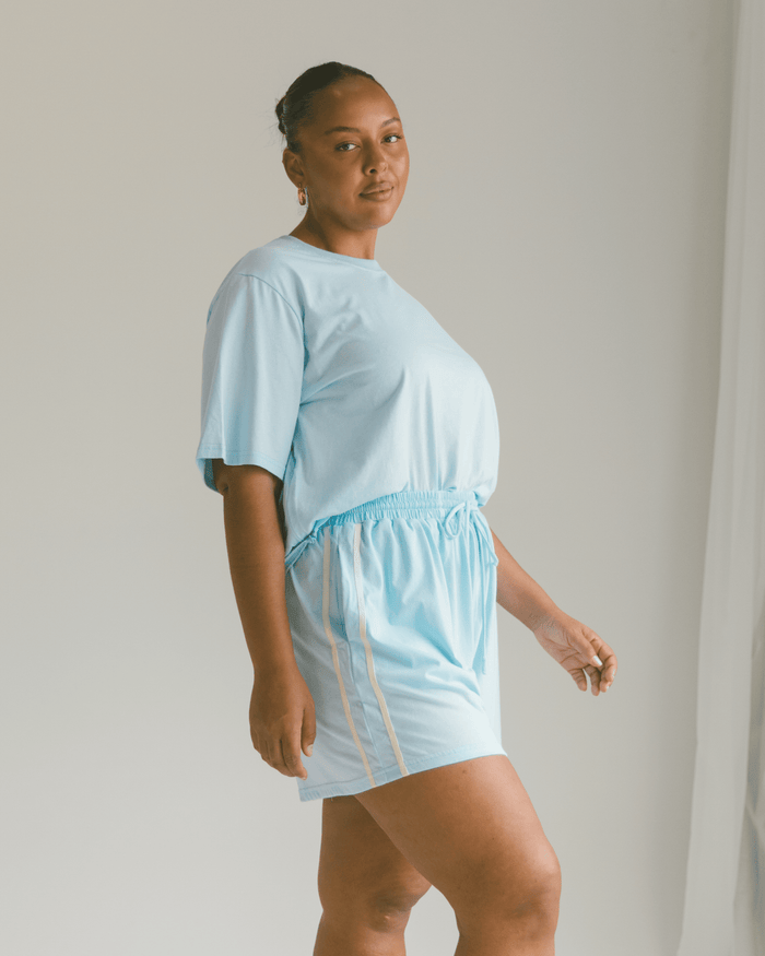 FINAL SALE | Essential Shorts | Blue & Cream