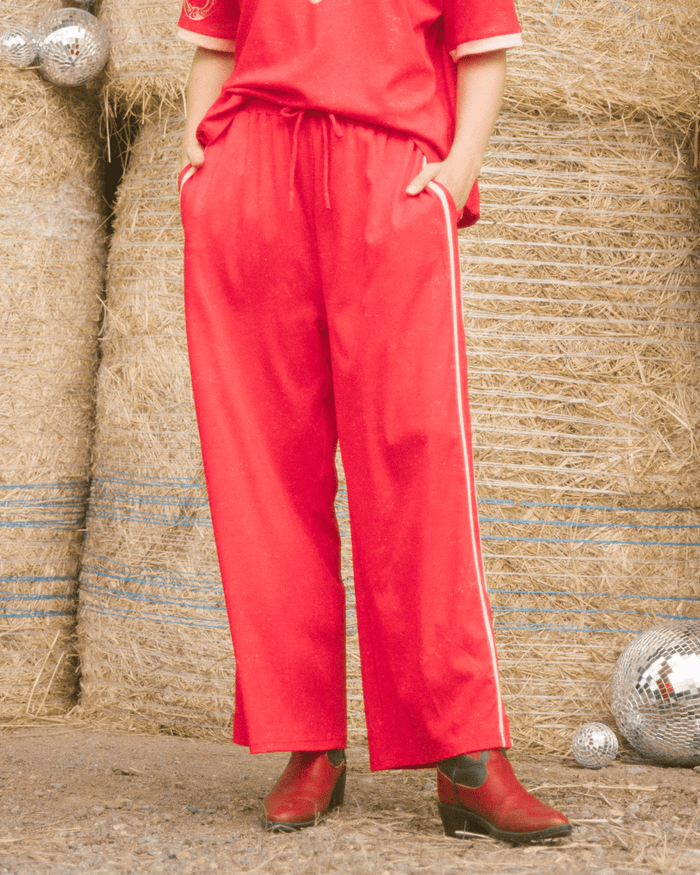 FINAL SALE | Essentials Pants | Red Wild hearts