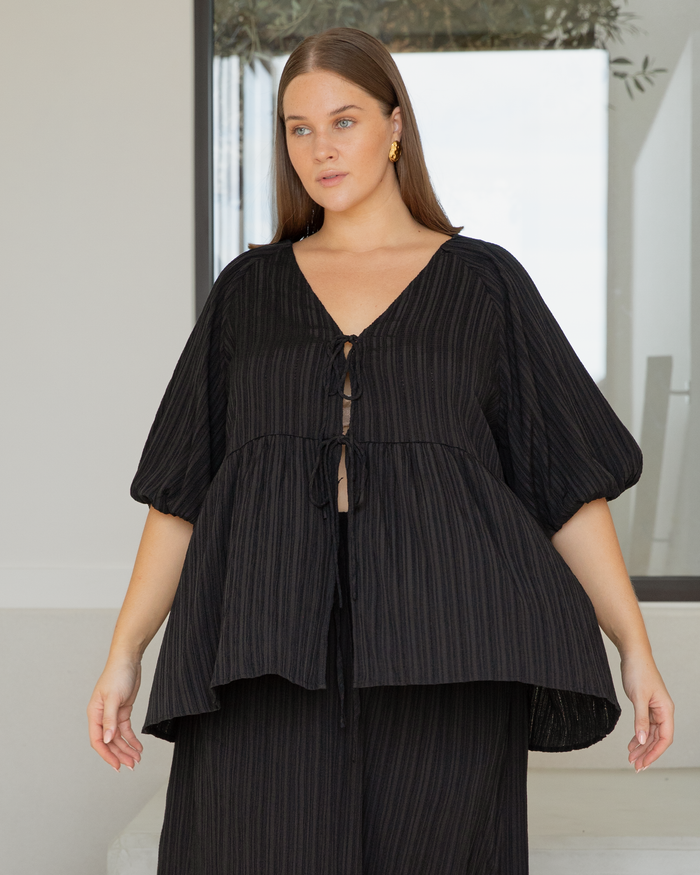 FINAL SALE | Frankie Top | Black Crepe