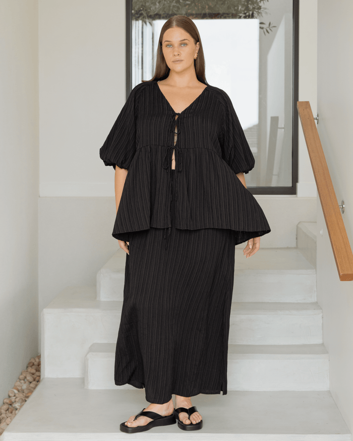 FINAL SALE | Frankie Top | Black Crepe