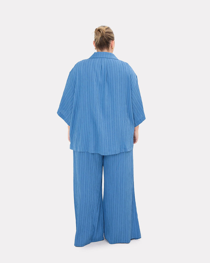 Lacey Shirt in Dark Blue Crepe - Pregnancy & Postpartum Friendly - The Lullaby Club