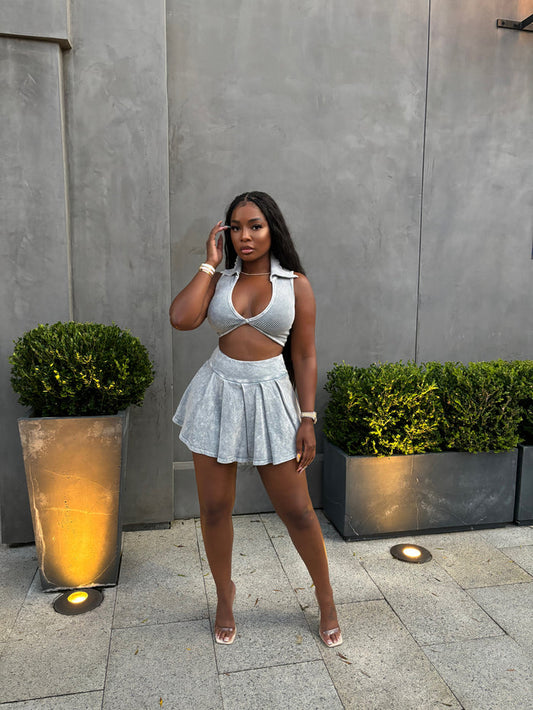 Gray pleated Set