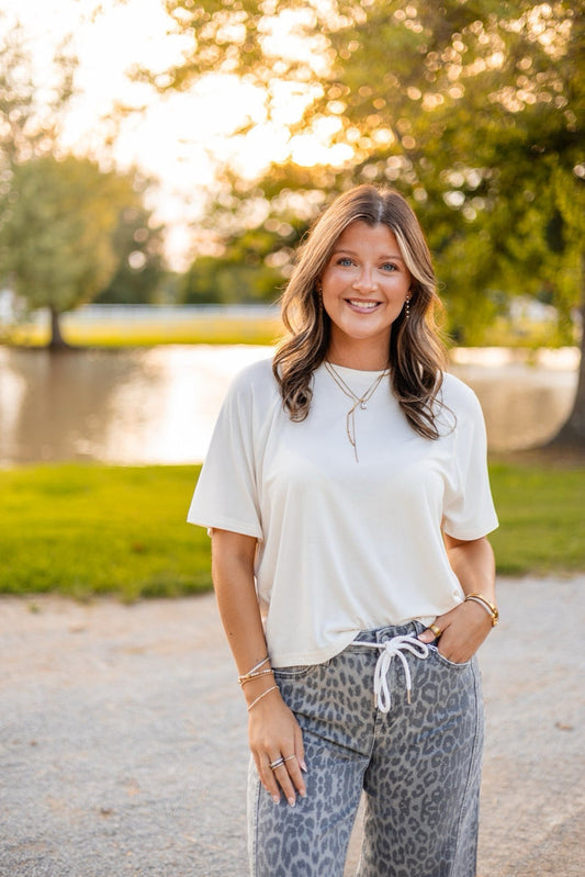 GRAYTON IVORY TEE
