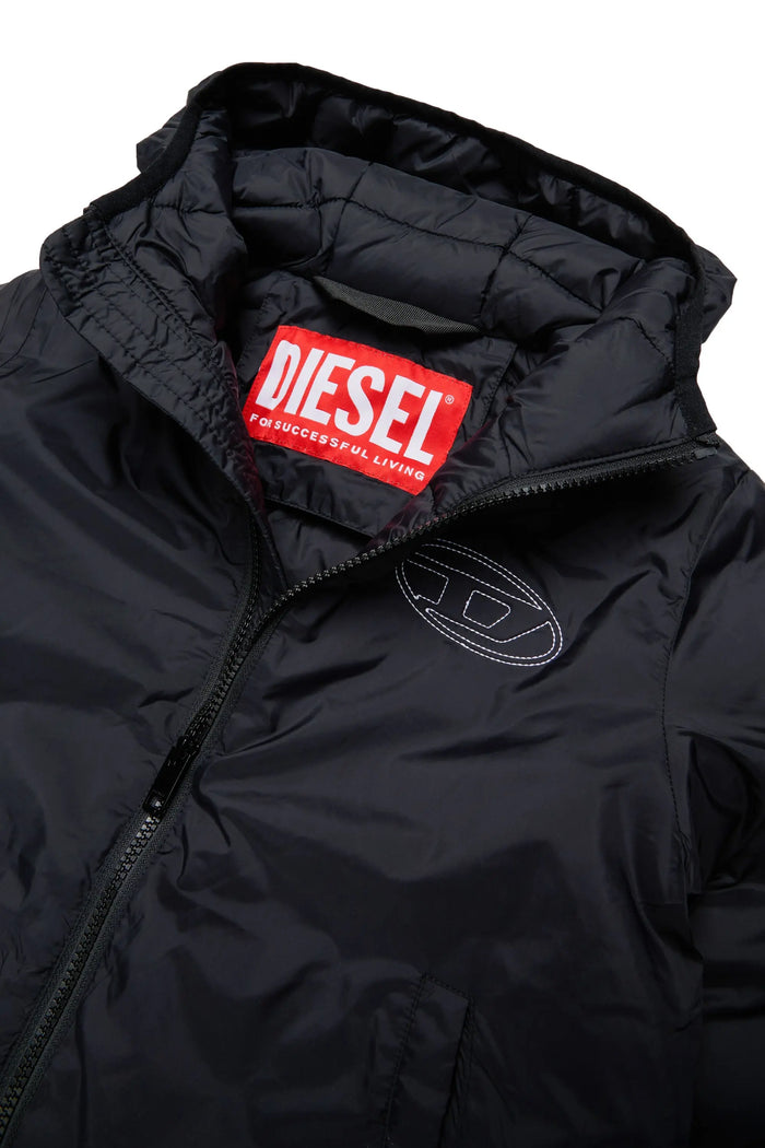 Hooded jacket in padded nylon