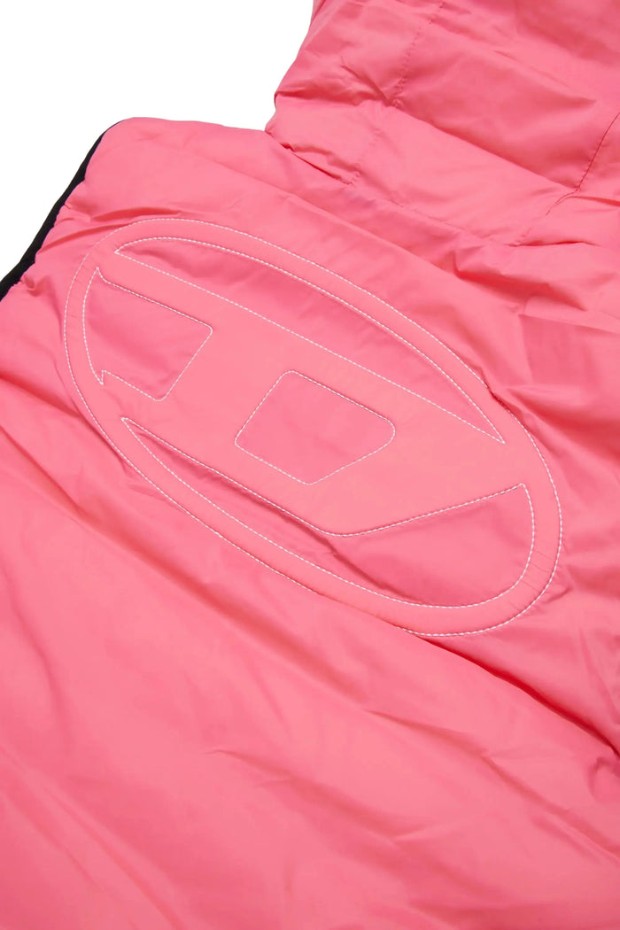 Hooded vest in padded nylon