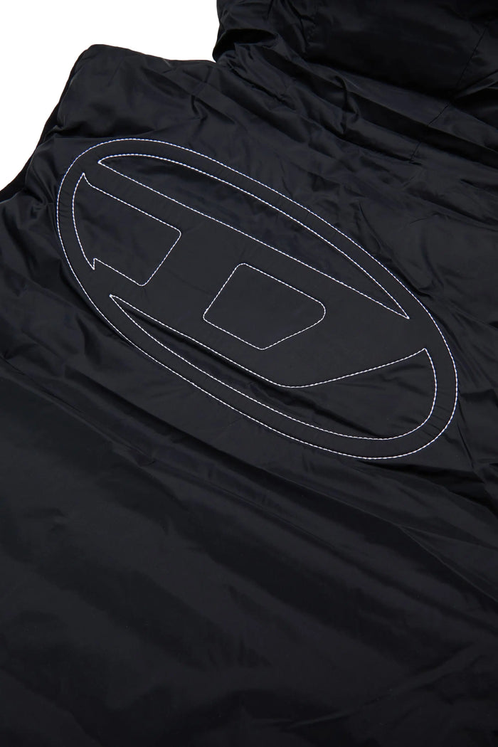 Hooded vest in padded nylon