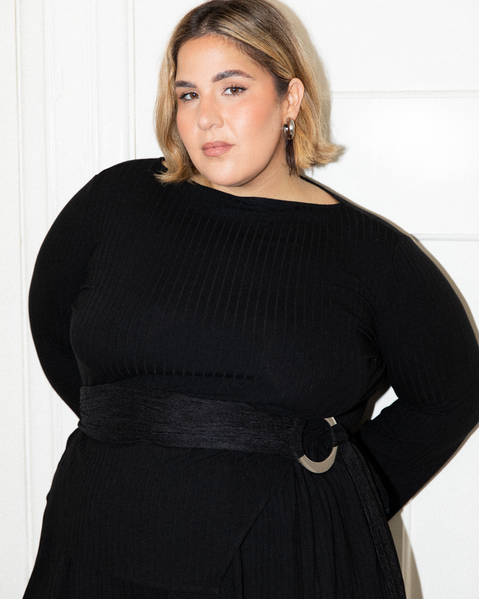 Isla Long Sleeve in Black - Boat Neck Fashion Top - The Lullaby Club
