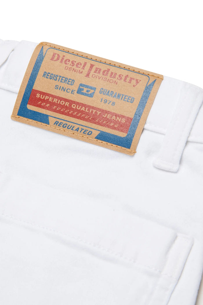 JoggJeans shorts with patch pockets