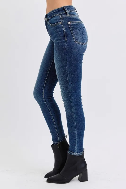 Judy Blue Full Size Run Mid-Rise Skinny Jeans with Thermal Lining