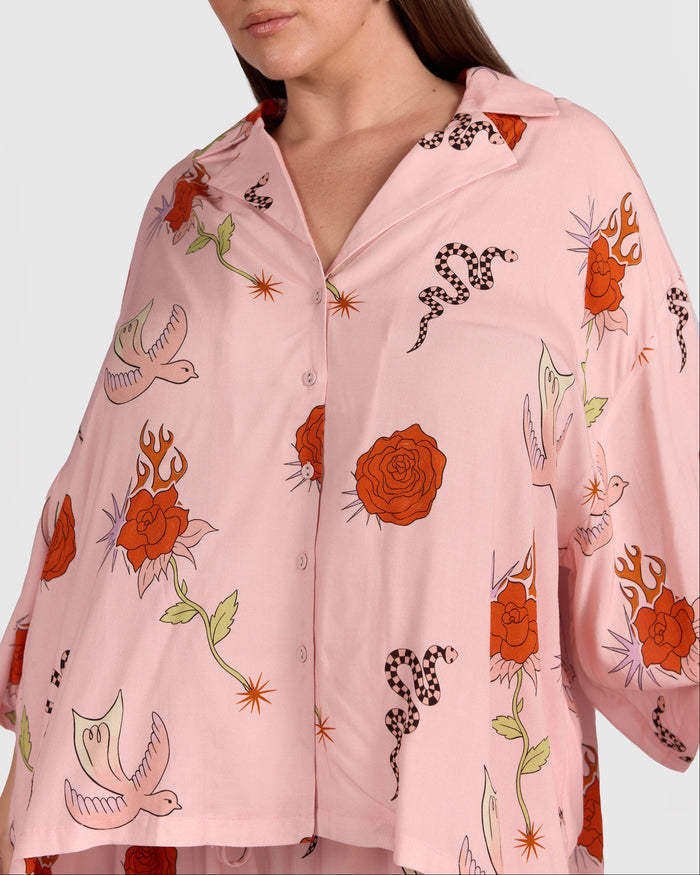 Lacey Shirt in Desert Rose - Breastfeeding Access - The Lullaby Club