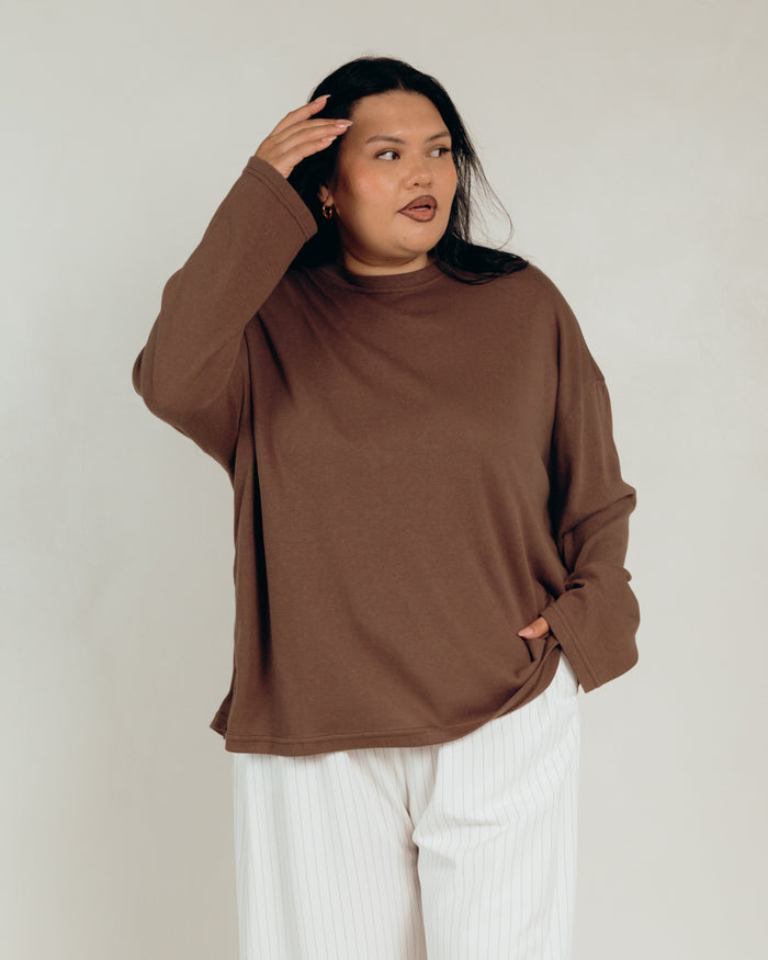 Long Sleeve Essentials Tee in Chocolate Knit - Oversized Breastfeeding Friendly Long Sleeve - The Lullaby Club