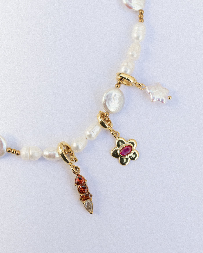 Maribel Pearl Necklace
