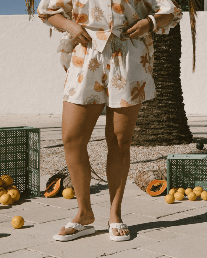 Matilda Shorts | Beige Calypso
