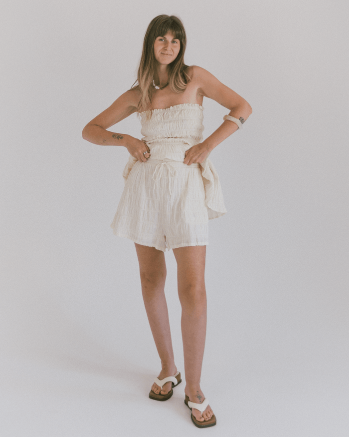 Matilda Shorts | Beige Seersucker