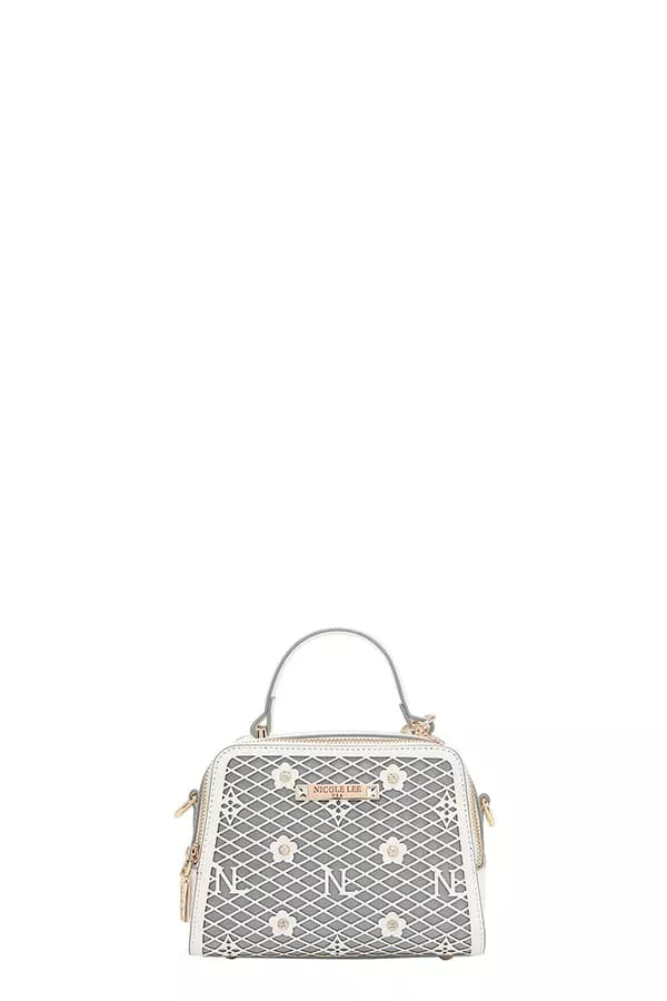 WHITE / One Size