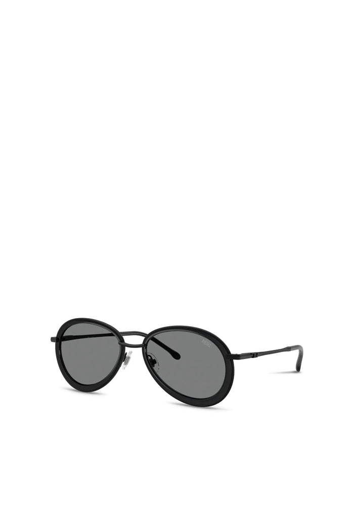 Oval sunglasses