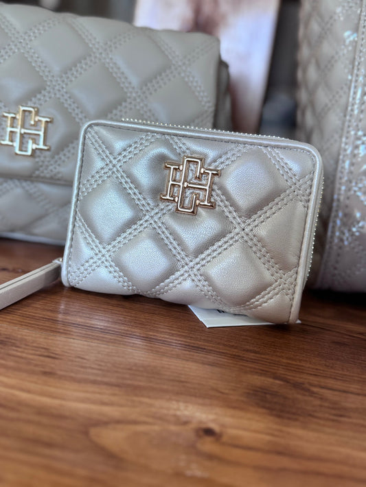 PEARL ZIPPER WALLET