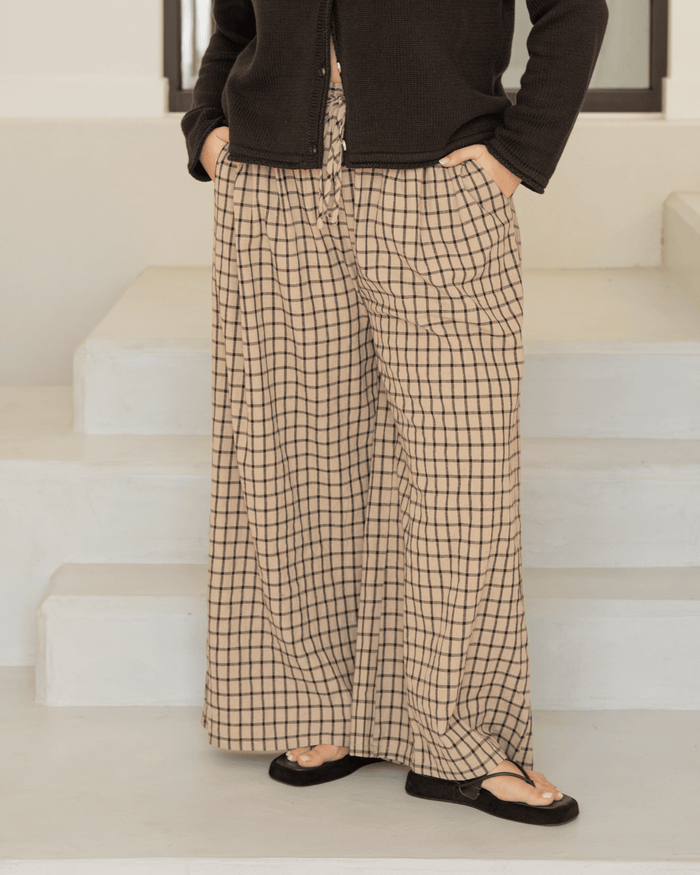 Posey Pants | Neutral Gingham