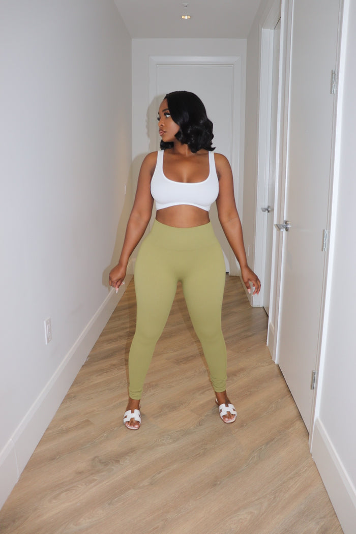 Seamless moss leggings